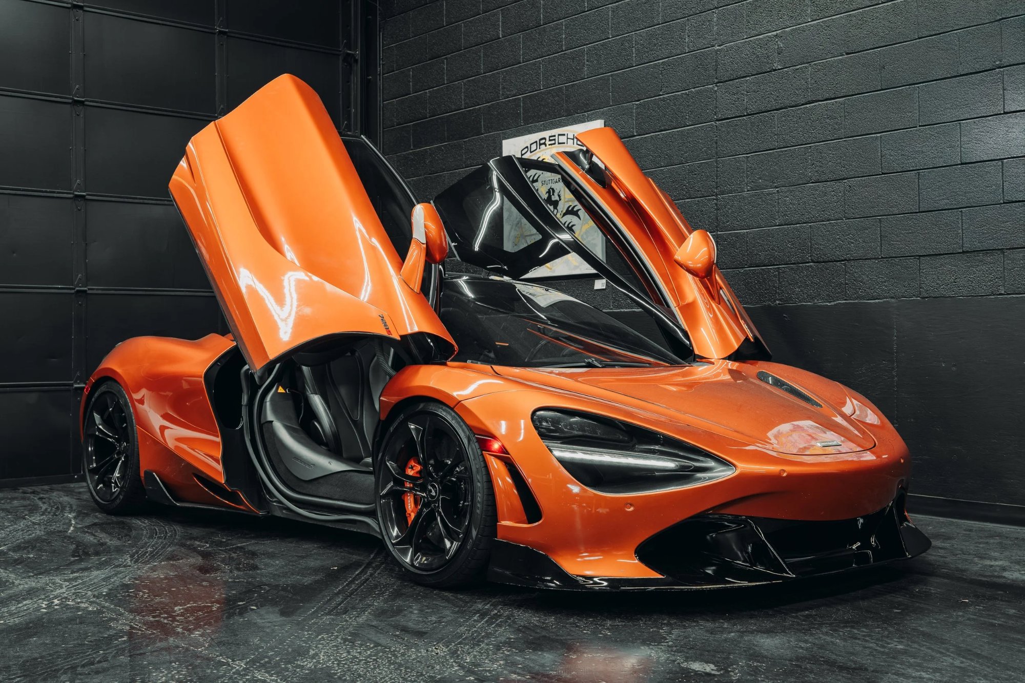 McLaren 720S Orange